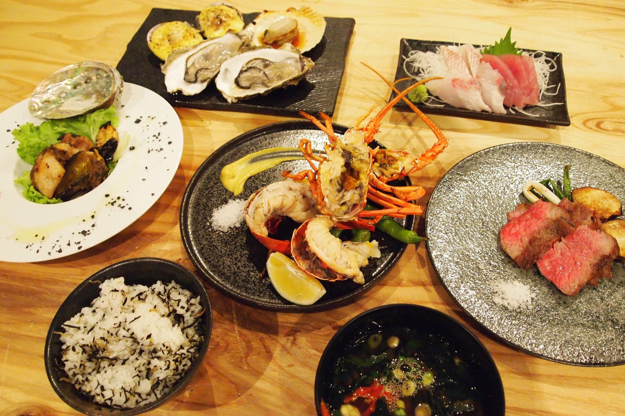 中日新聞掲載】現役海女がおもてなしする海女小屋「なか川」の三重満喫