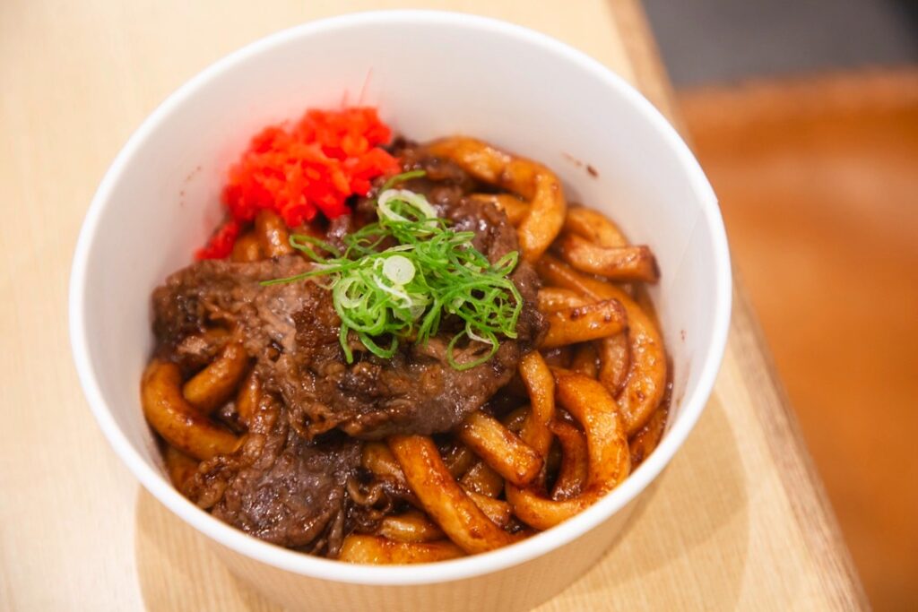 「焼きうどん」で伊勢醤油を香ばしく味わう！4